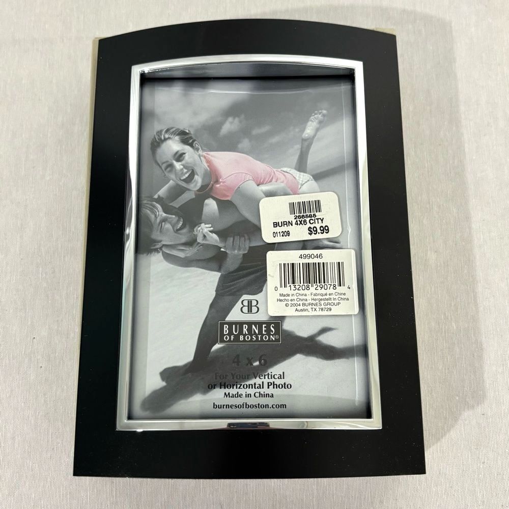 Burnes of Boston 4x6 Black Photo Frame NIB Gallery Style Sleek